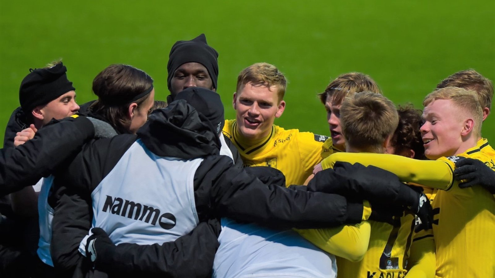 Hurra! Vi Feirer Gjenåpning Med Match I Raufoss Storhall I Kveld! / Raufoss